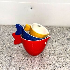 Pier 1 Colorful Fish-Shaped Measuring Cups